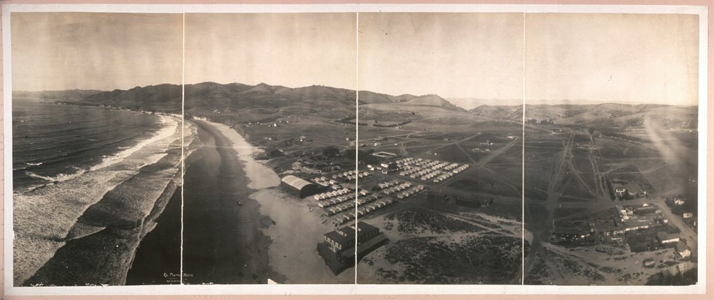 1906 aerial panoramic photograph of El Pizmo Beach and the Tent City resort, Library of Congress